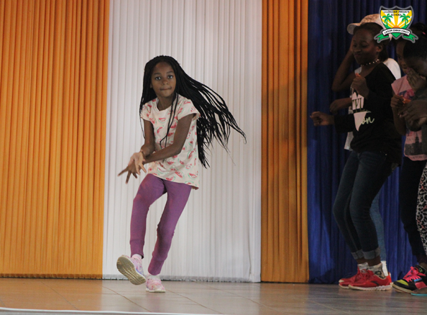 LPS_GraduationPics_Primary_10