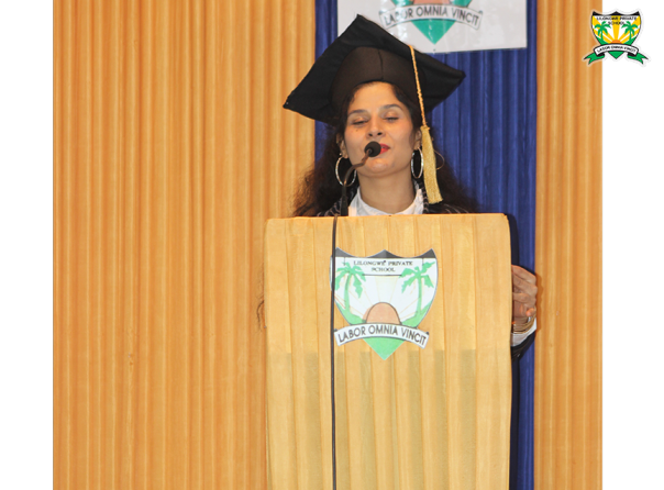 LPS_GraduationPics_Primary_30