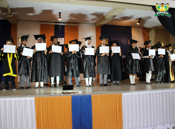 LPS_GraduationPics_Primary_34